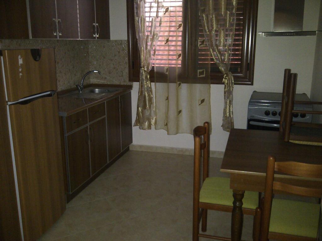 Guesthouse Fatos Biti Divjaka Zimmer foto